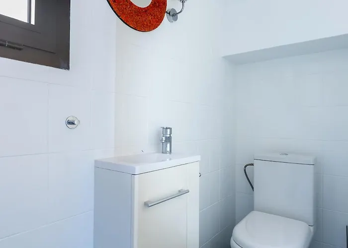 V036 - Joan Vinyoli 2 Roses